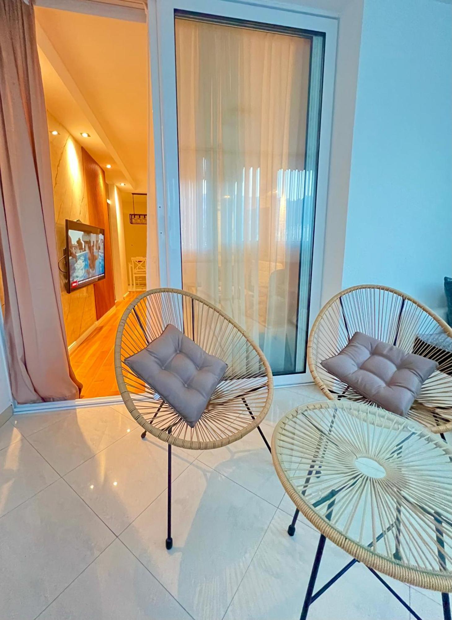 Apartment Hana บาร์ ภายนอก รูปภาพ