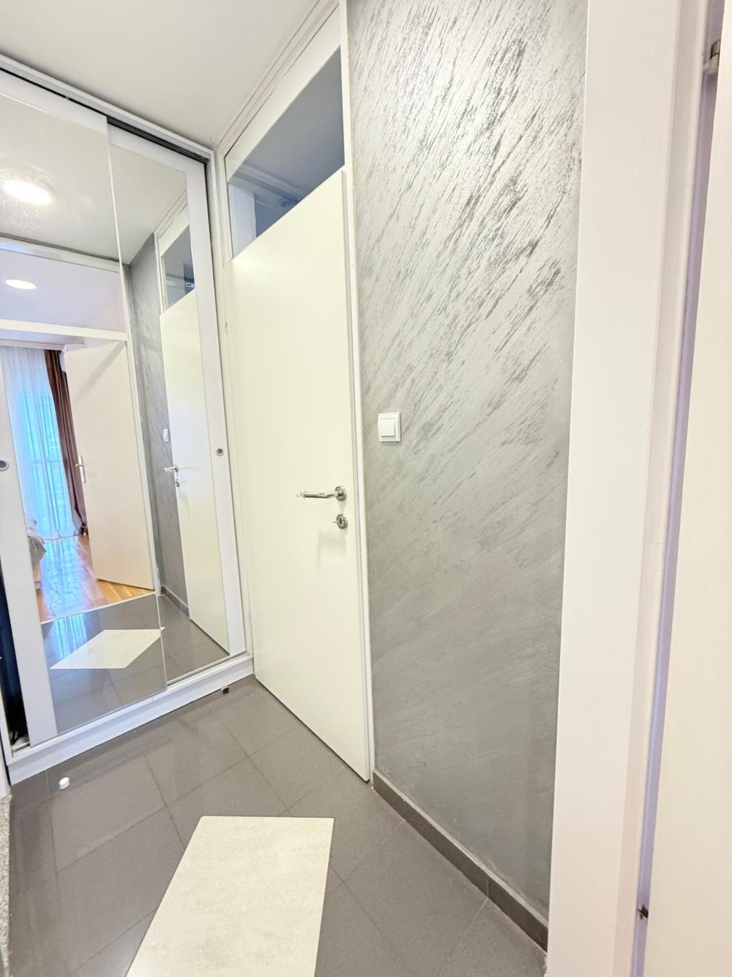 Apartment Hana บาร์ ภายนอก รูปภาพ